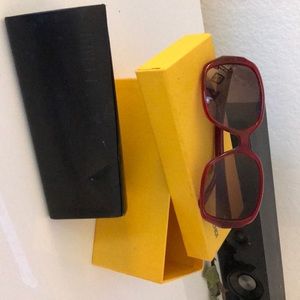 Sun glasses fendi